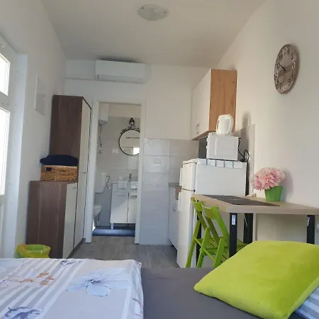 Apartamento Robinson Lovorka Potomje