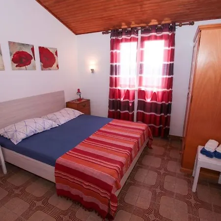 Robinson Lovorka * Potomje