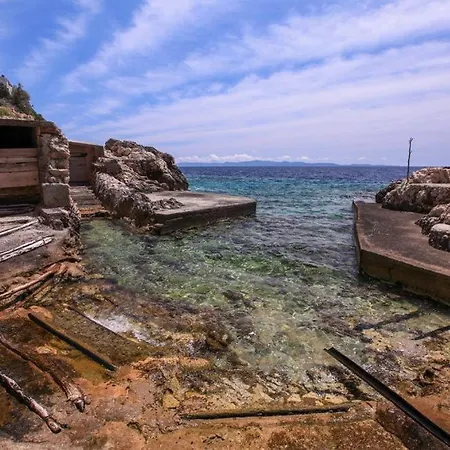 Robinson Lovorka * Potomje