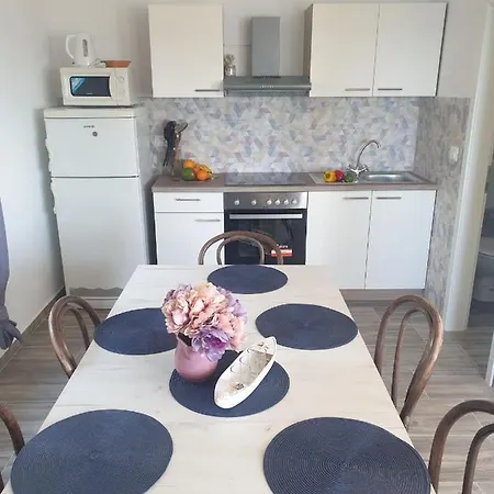 Robinson Lovorka Potomje