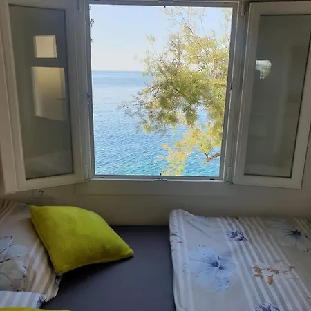 Robinson Lovorka 公寓 *