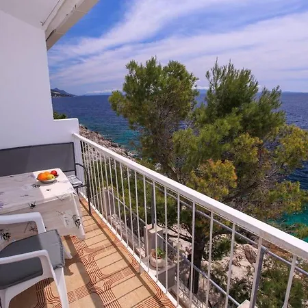 Apartament Robinson Lovorka *