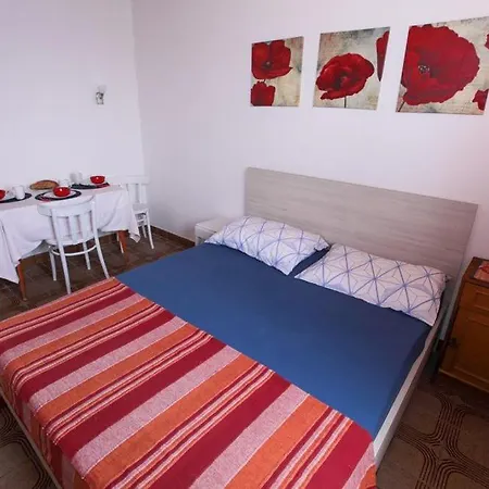 Robinson Lovorka Potomje