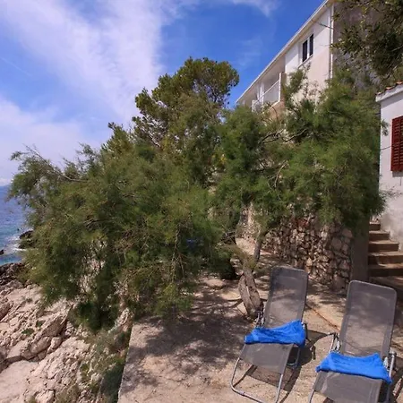 公寓 Robinson Lovorka