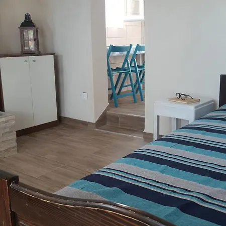 Robinson Lovorka Potomje