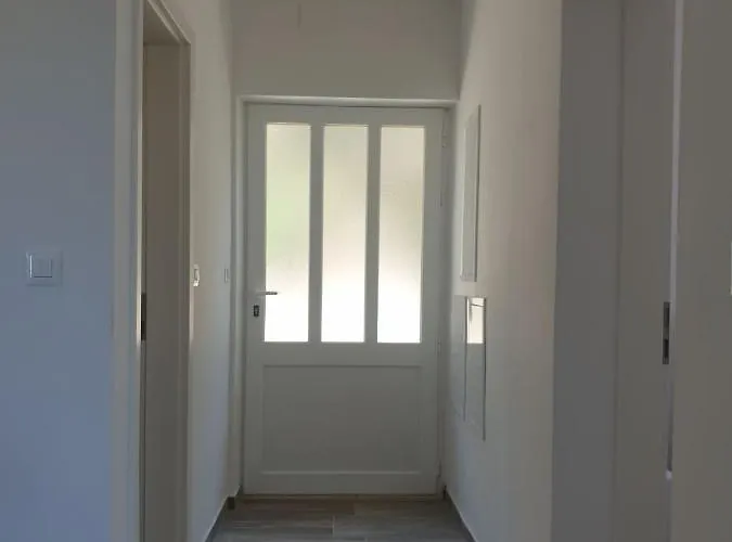 Lägenhet Robinson Lovorka *