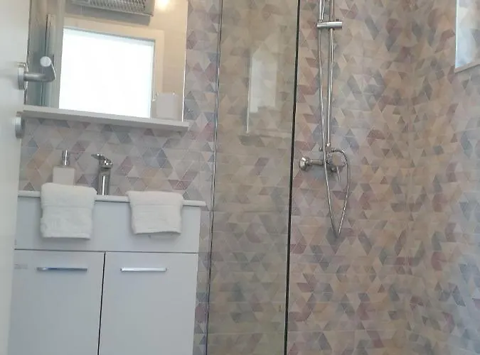 Robinson Lovorka Lägenhet Potomje