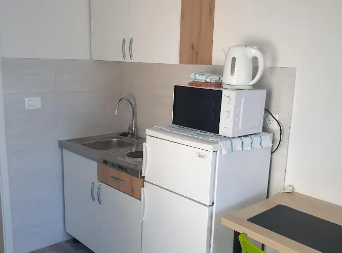 Lägenhet Robinson Lovorka Potomje