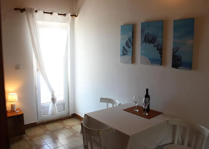 Robinson Lovorka * Potomje