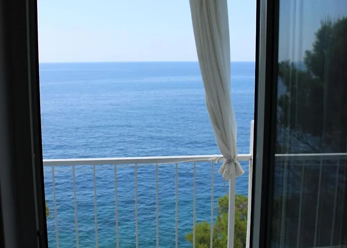 Robinson Lovorka Potomje